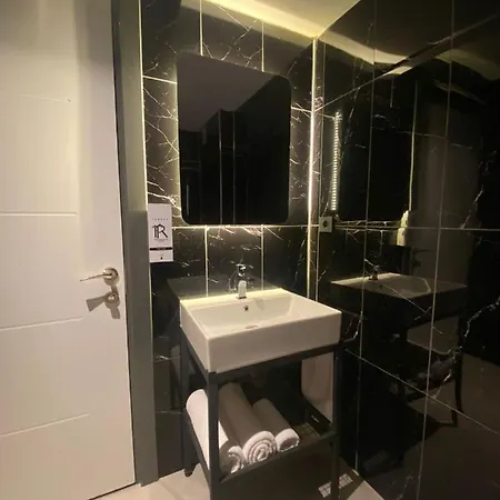 The Royals 3* Izmir